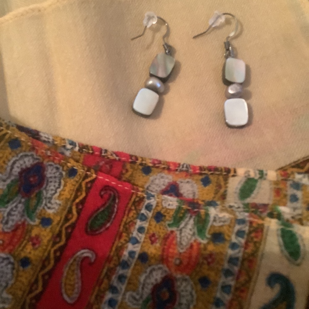 Earrings - Picture 2 of 2